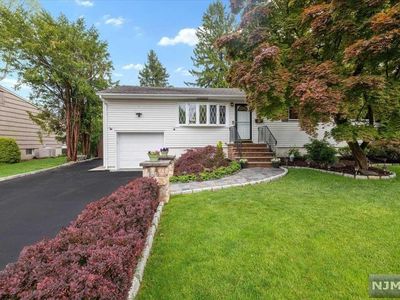 64 Cedar Rd, Dumont, NJ, 07628