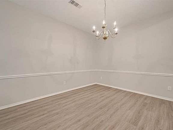 5th image of 22602 Tullis Trail Ct