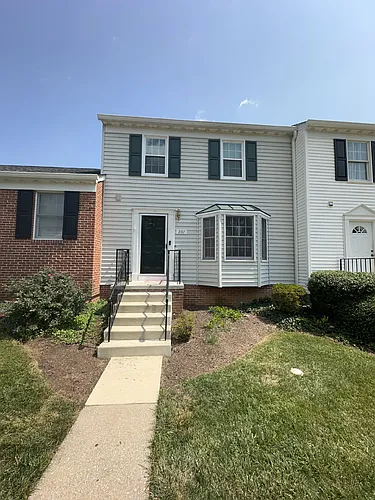 207 Fairfield Dr Photo 1