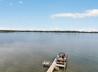 1055 N Shore Dr, Forest Lake, MN 55025