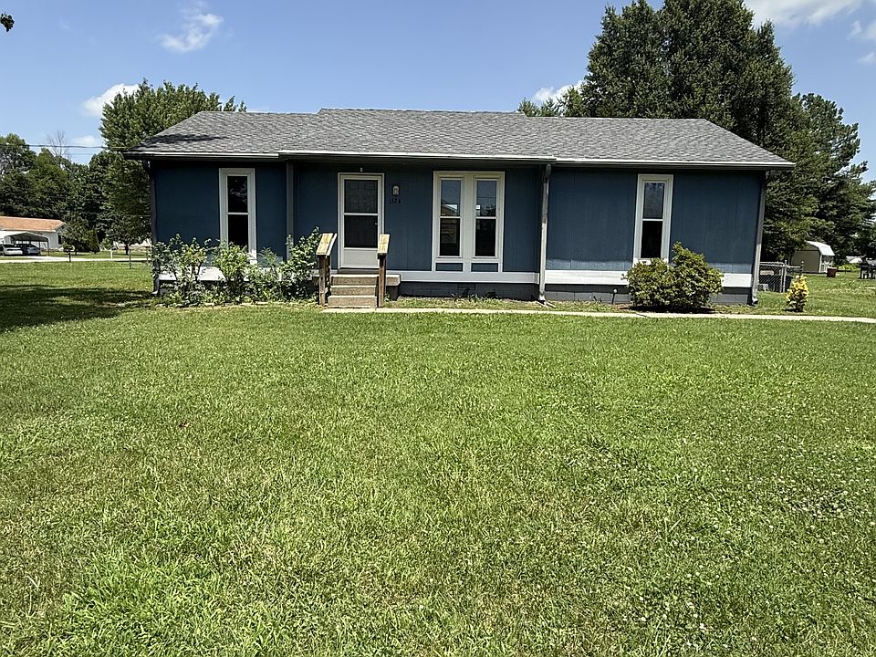 1st image of 1524 Winding Way Cir