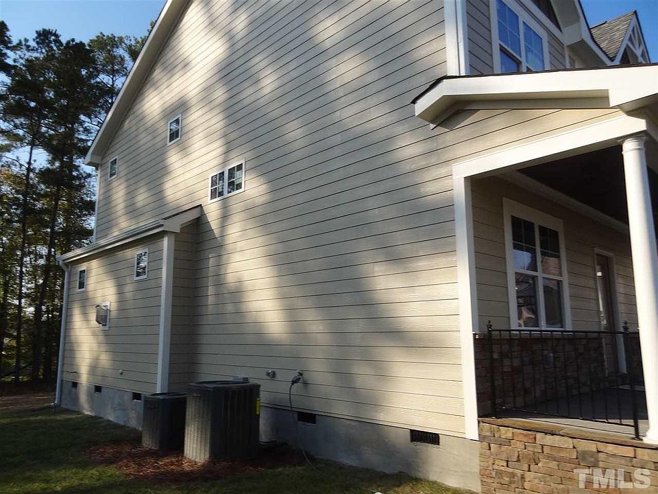 2nd image of 109 Naylor Creek Pl