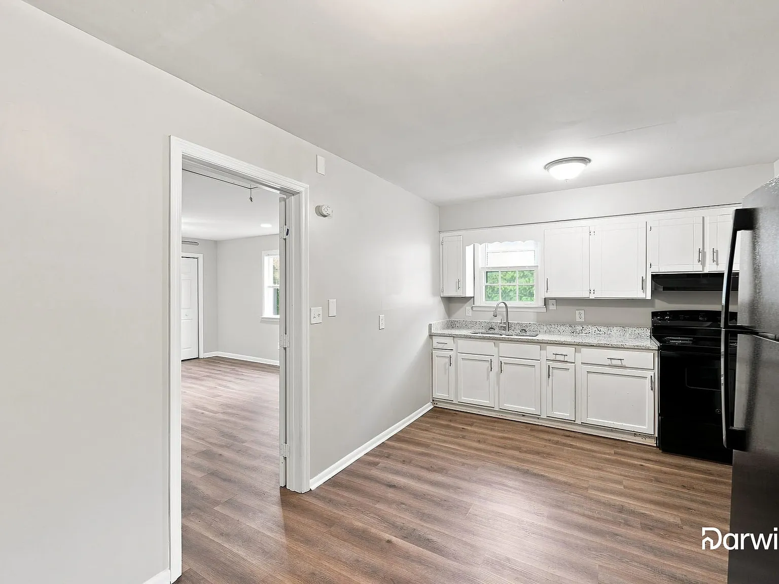 3 bed, 2.0 bath, 1534 sqft, $2,145 — Photo 3