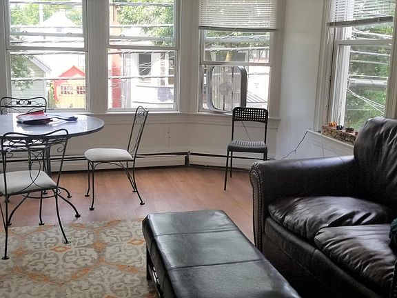 Living room bay windows