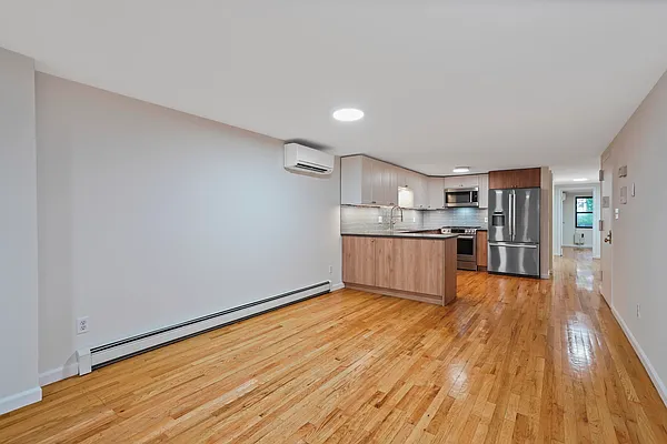 Sold by Daniel Gale Sotheby's International Realty | media 8