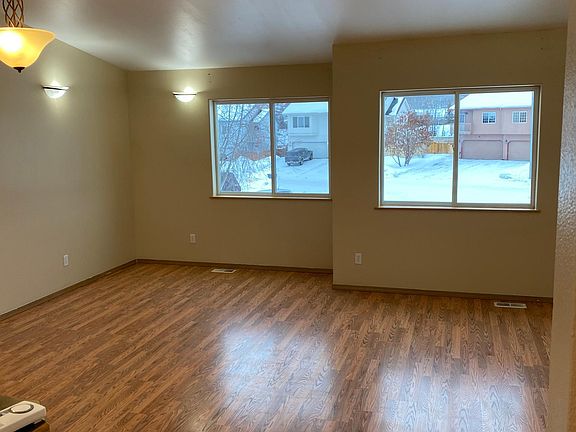 4th image of 11920 Town Park Cir