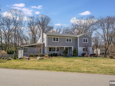 30 Ravine Dr, Woodcliff Lake, NJ, 07677