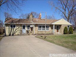 1st image of 2807 8th St N