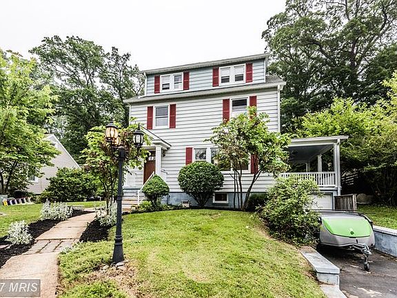 2nd image of 161 Sanford Ave