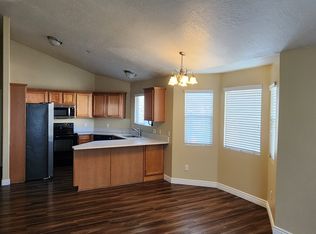 117 E Calbourne Ln, Sandy, UT 84070