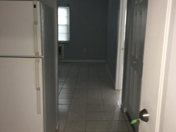 5th image of 2506 W Stroud Ave APT 209