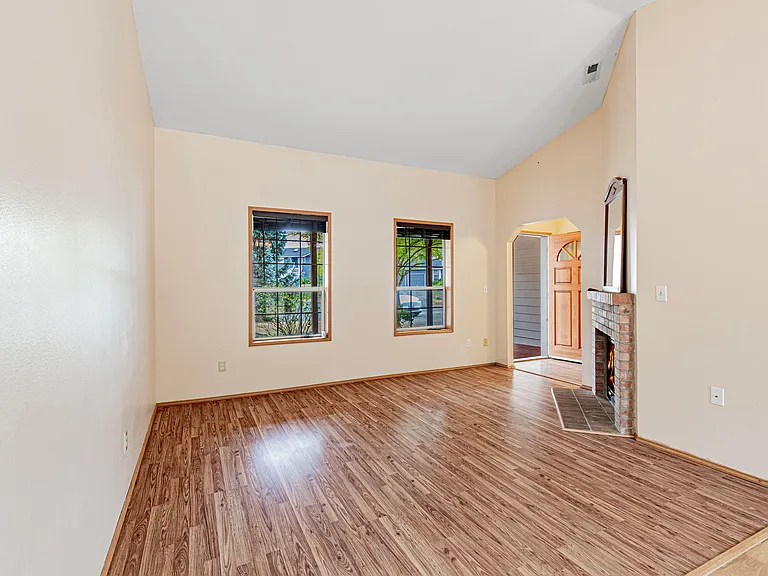 29 Hylebos Ave — Photo 8