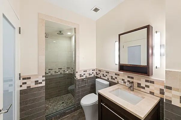 Rented by Compass | media 7