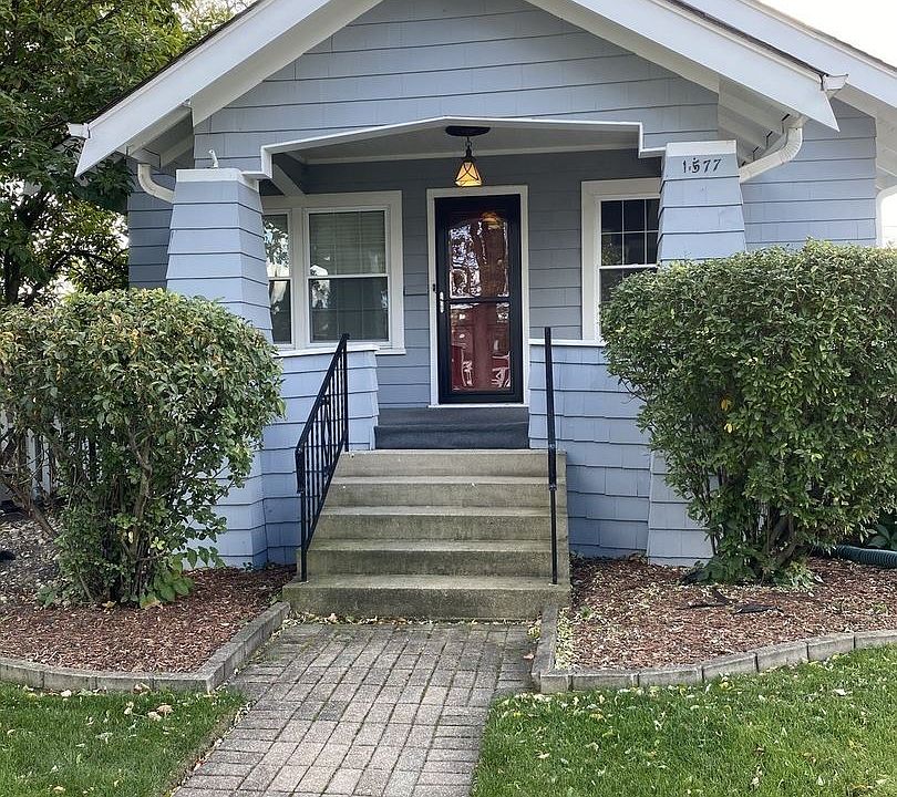 1st image of 1577 Henry Ave