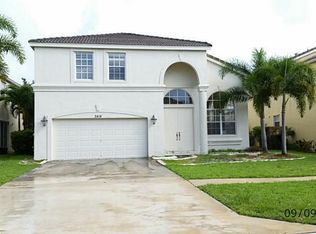 2414 Westmont Dr, Royal Palm Beach, FL 33411