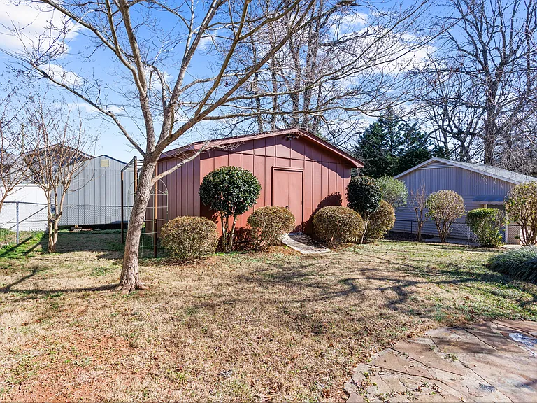 40 Blythewood Dr — Photo 18