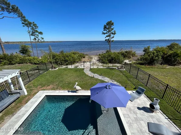 124 Carriage Rd, Panama City, FL 32404