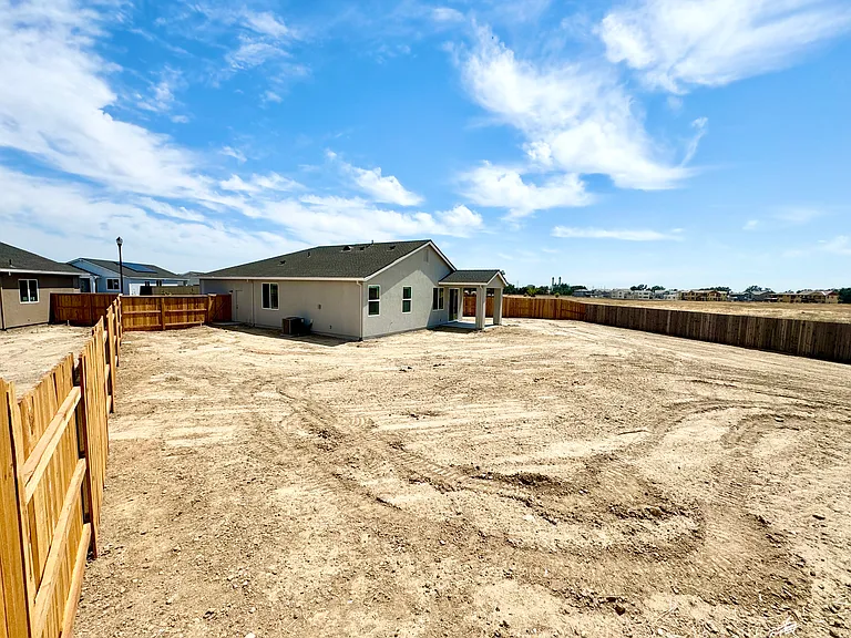 8128 Pasadena Dr — Photo 25