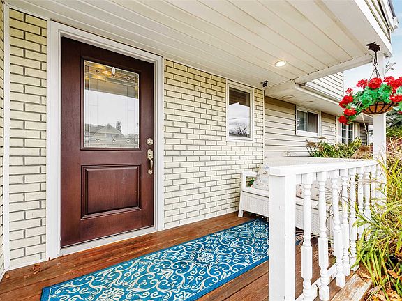 2nd image of 61 Twig Ln