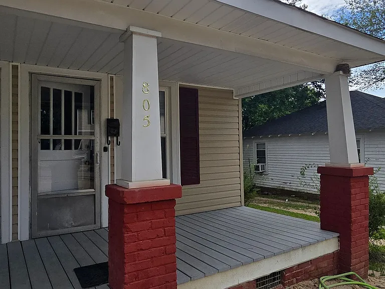 805 Oakshade Ave #805 — Photo 2