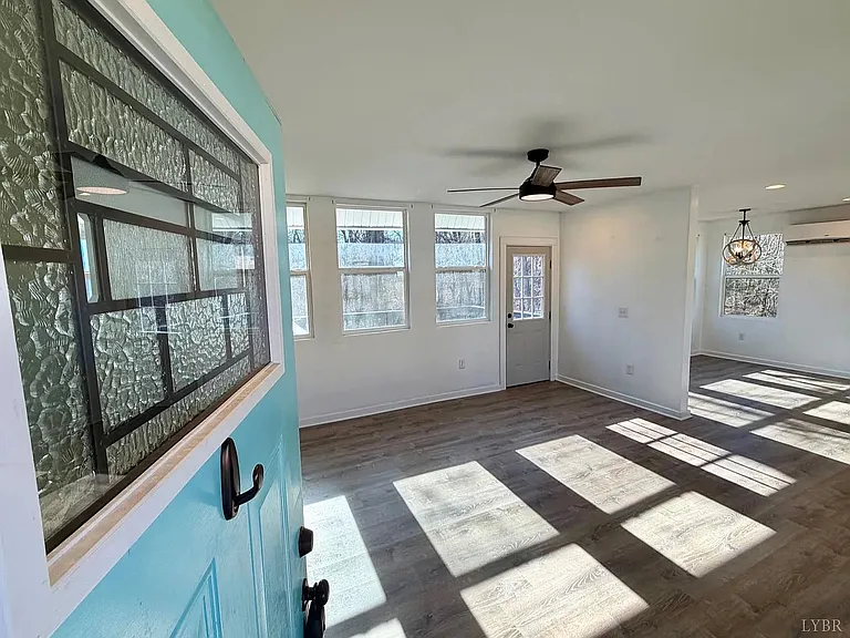 630 Selene St — Photo 4