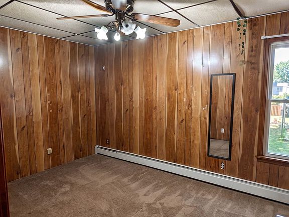 3rd image of 1018 Lowell St