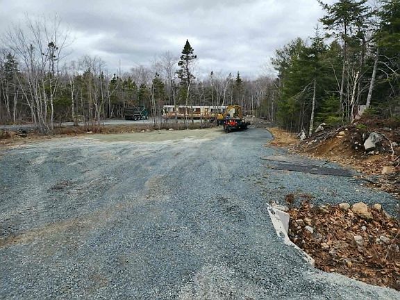 4th image of 213 Hubleys Rd