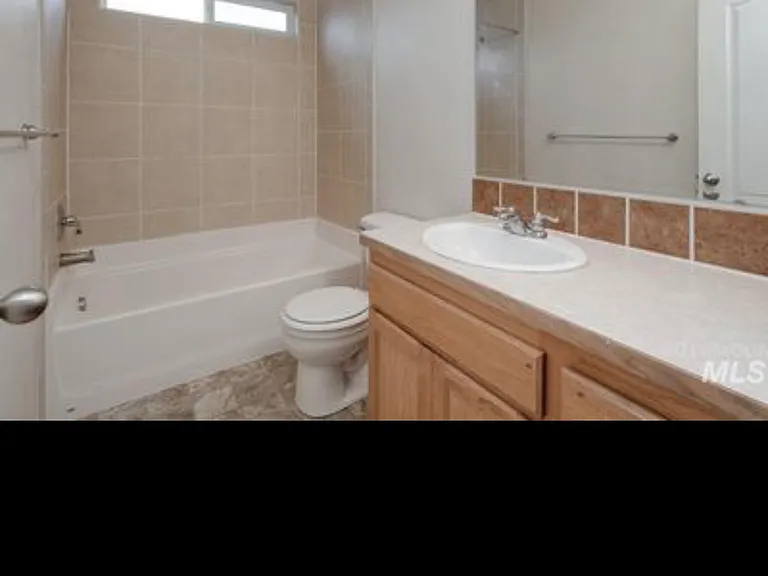 59 W Indian Rocks St — Photo 4