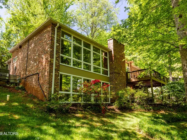 2513 Lakemoor Dr, Knoxville, TN 37920