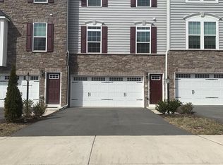 115 Fritillary Ct, Lake Frederick, VA 22630