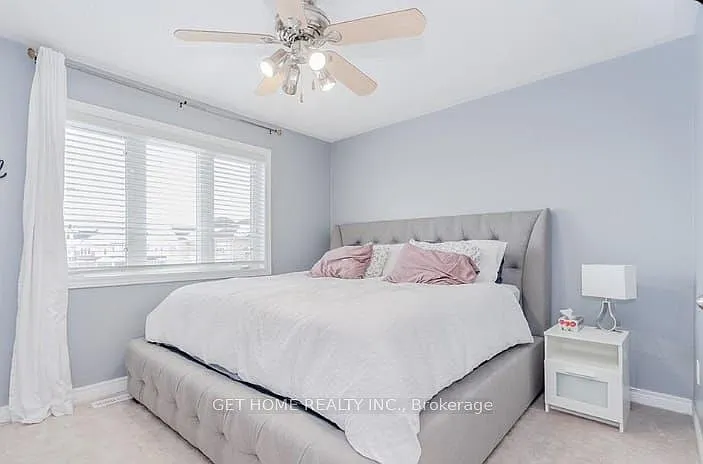 37 Pearcey Cres — Photo 8
