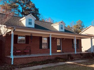 1003 Seminole Dr, Albertville, AL 35950