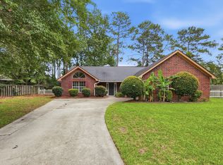 21 W Sagebrush Ln, Savannah, GA 31419