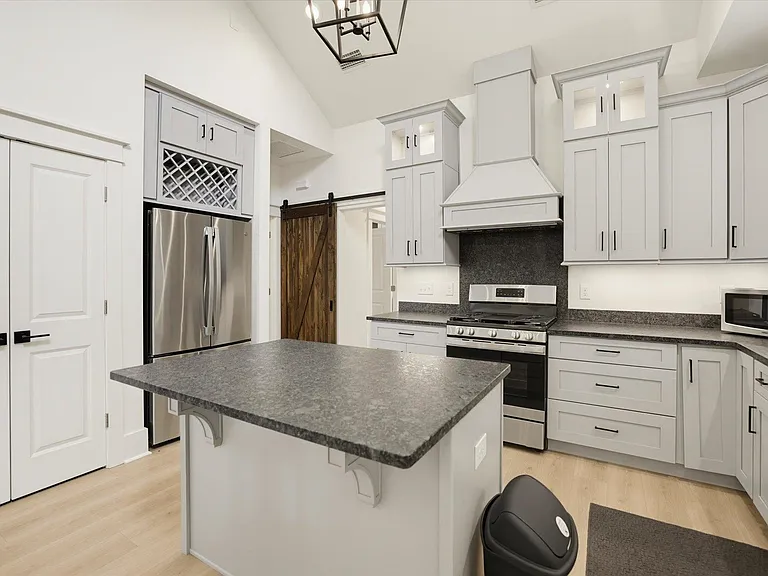 4052 Poets Trl — Photo 15