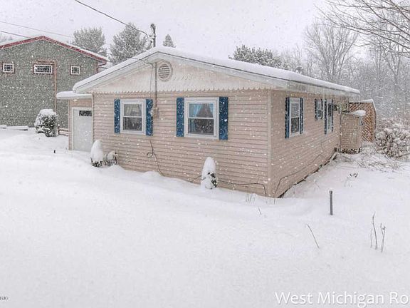 2nd image of 6081 Mallard Dr