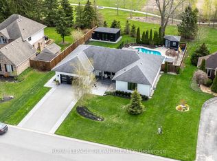9 Heritage Pl, Middlesex Centre, ON N0M2A0