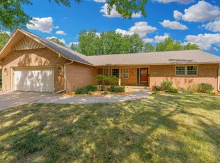 1631 N Glasgow St, Wichita, KS 67206