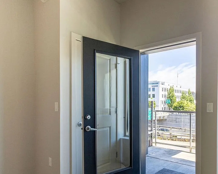 1607 NW Davis St — Photo 40