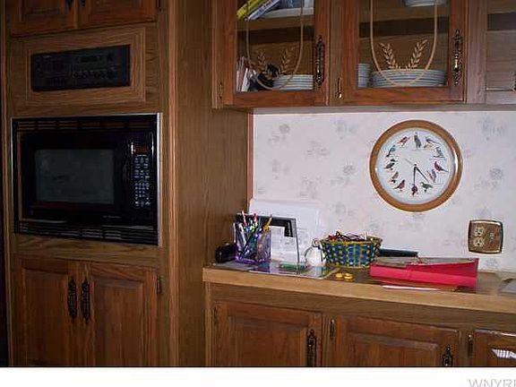 3rd image of 41 N Eaglecrest Dr