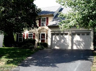 8012 Folkstone Rd, Manassas, VA 20111