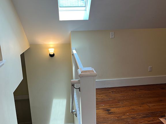 4th image of 2000 Kenilworth Pl #6