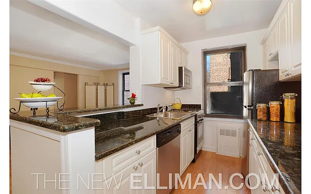 Sold by Douglas Elliman | media 10