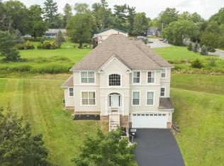 5 Blossom Ct, Walden, NY 12586