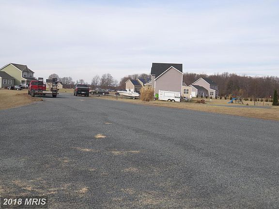 5th image of 104 Raven Ln