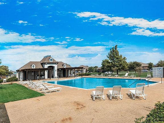 5th image of 3742 Sun Garden Dr