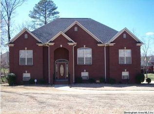 4108 Woodridge Ln, Pleasant Grove, AL 35127