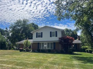 832 E 5th St, Dover, OH