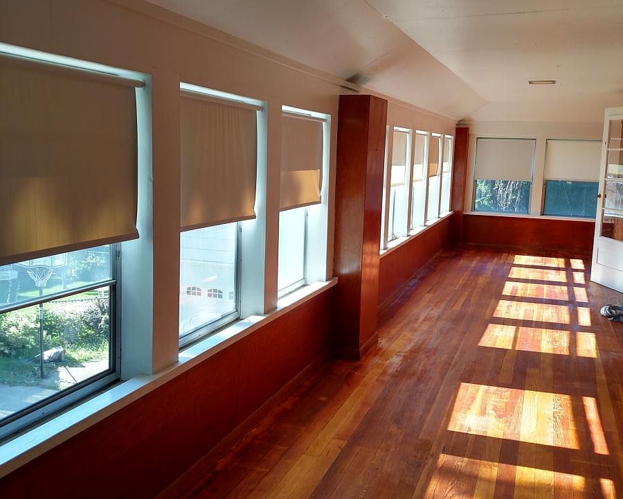 3 season enclosed porch