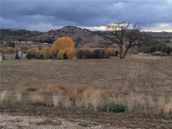 1360 Fire Rock Loop, Templeton, CA 93465