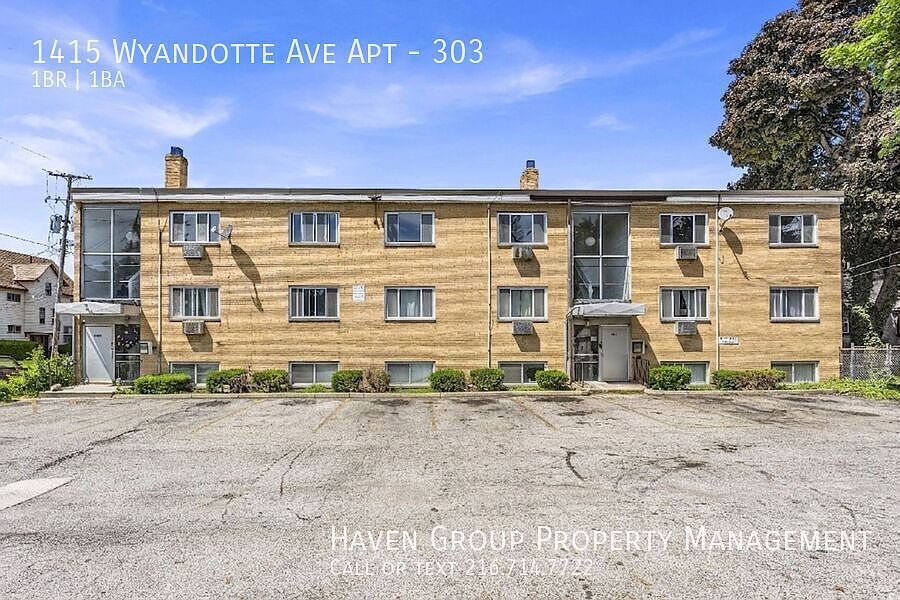 1st image of 1415 Wyandotte Ave APT 303